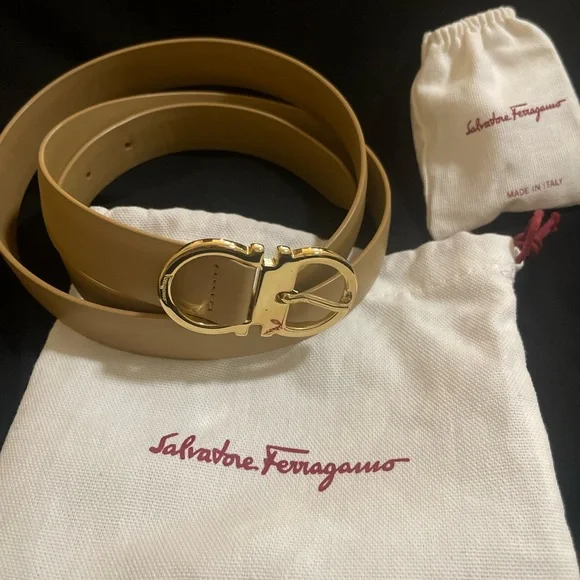 Salvatore Ferragamo beige belt women’s